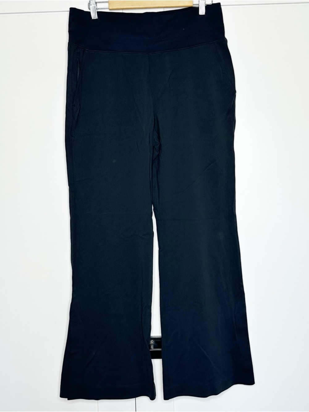 Athleta Venice Flare Pant Large black high rise Athleisure travel pockets casual - Picture 8 of 15